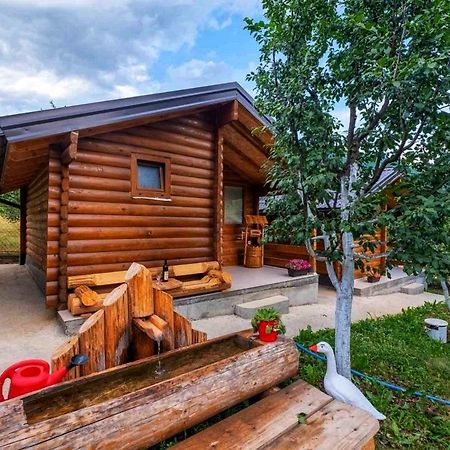 Holiday Bungalows & Food Плав Экстерьер фото